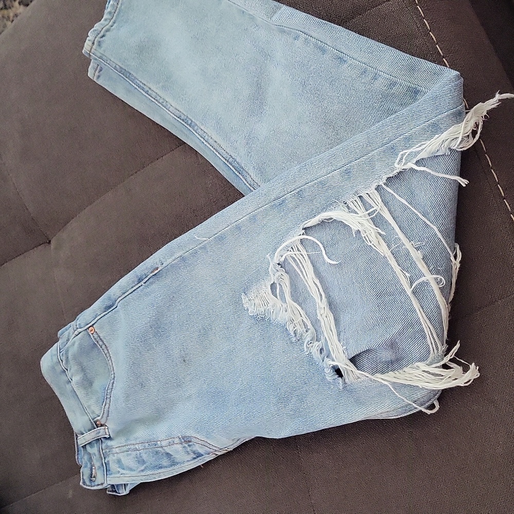 🧹Ripped jeans🧹